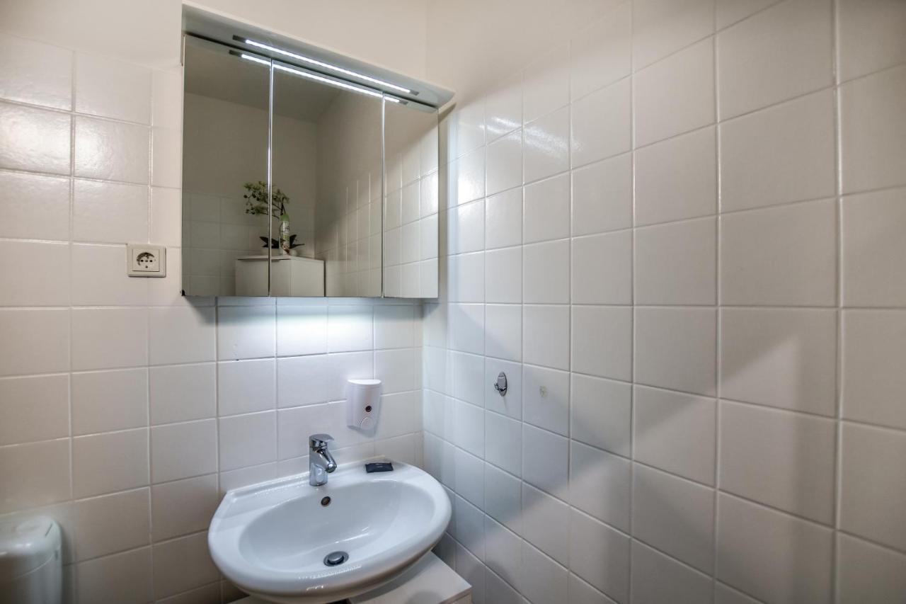 Domicile Cologne Apartamento Exterior foto